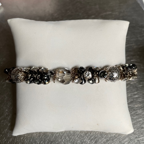 Gorgeous Stretch Bracelet, Beaded. NWOT - Picture 6 of 13